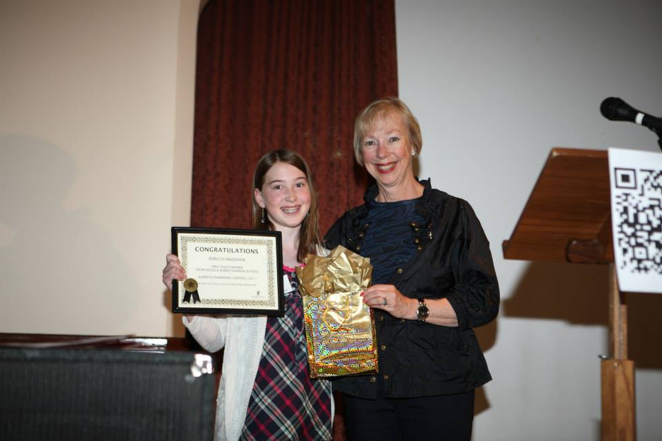 First Prize-Rebecca Maddison, Escuela Robert Warren School for her essay A Press for Change, on Annie Gale